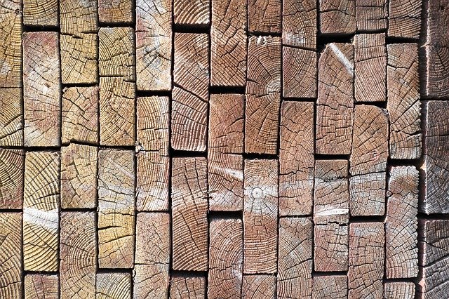 dřevo, prkna